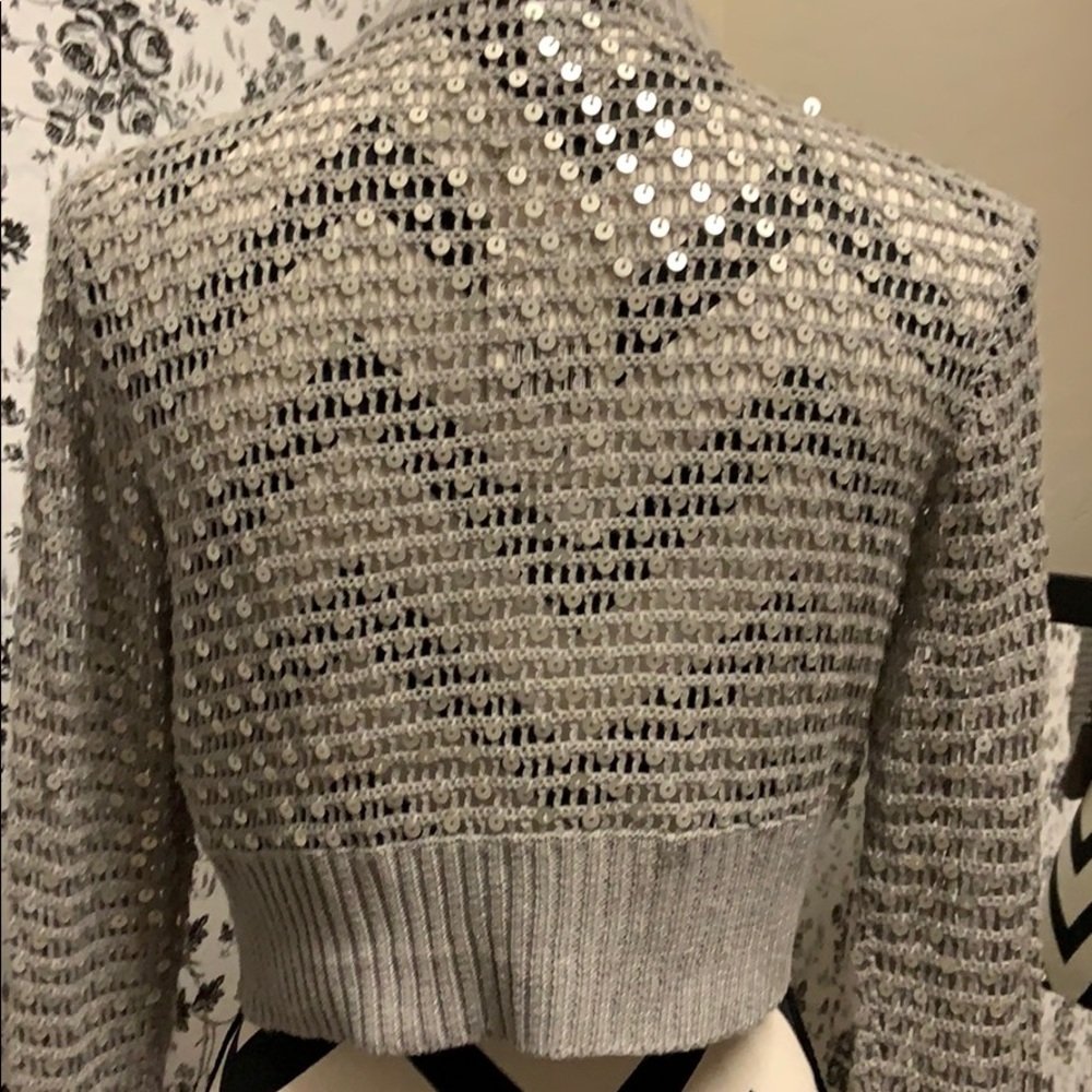 Cropped Cardi - Picture 3 of 5